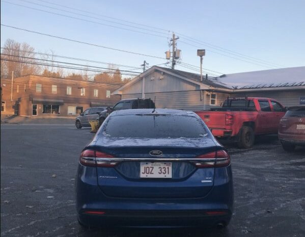 
								2018 Ford Fusion SE full									