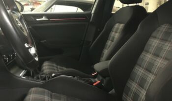 
									2016 Volkswagen Golf GTI S full								