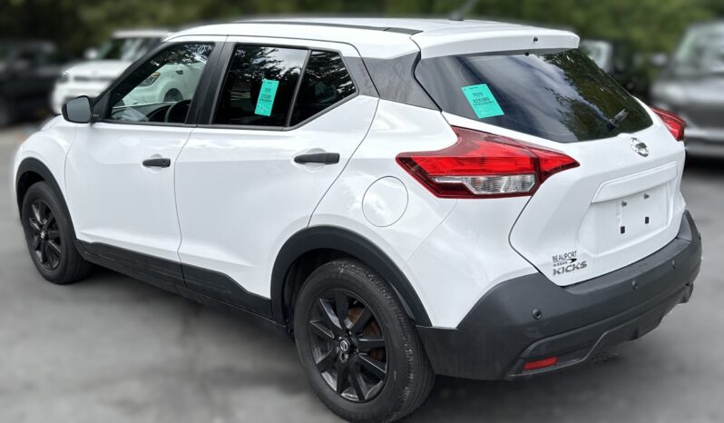 
								2020 Nissan Kicks full									