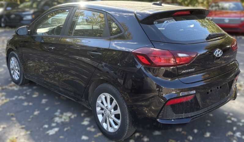 
								2019 Hyundai Accent full									