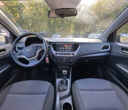 
										2019 Hyundai Accent full									