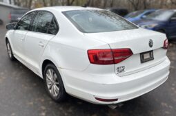 
										Volkswagen Jetta 2015 full									