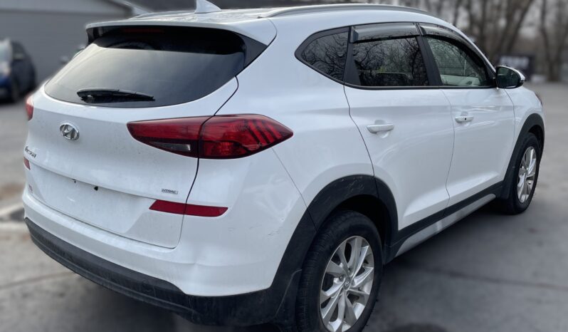 
								Hyundai Tucson 2021 full									