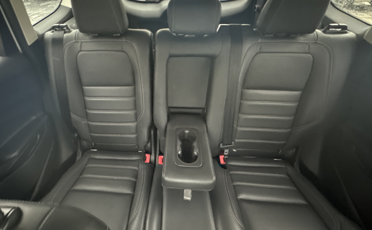 
								Ford Escape 2019 full									