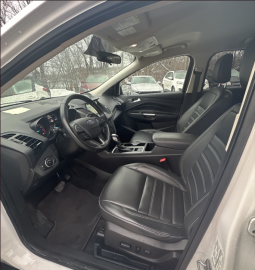 
										Ford Escape 2019 full									