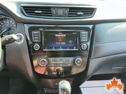 
Nissan Rogue SV 2018 full									
