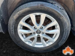 
Nissan Rogue SV 2018 full									