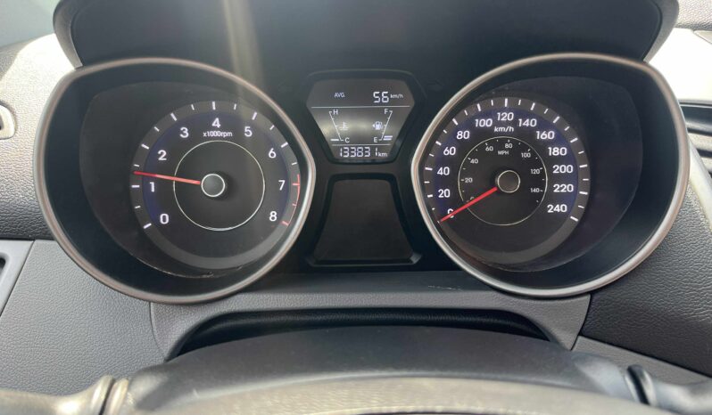 
Hyundai Elantra 2016 full									