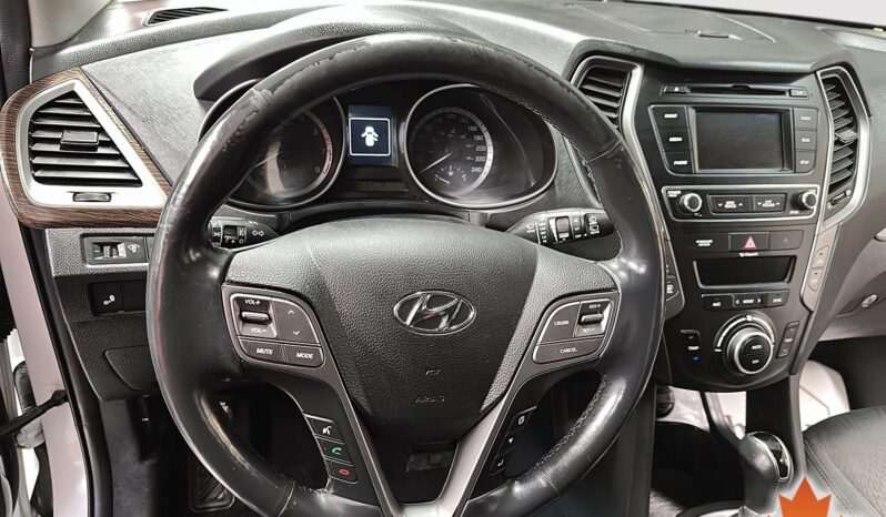 
Hyundai Santa Fe 2017 full									