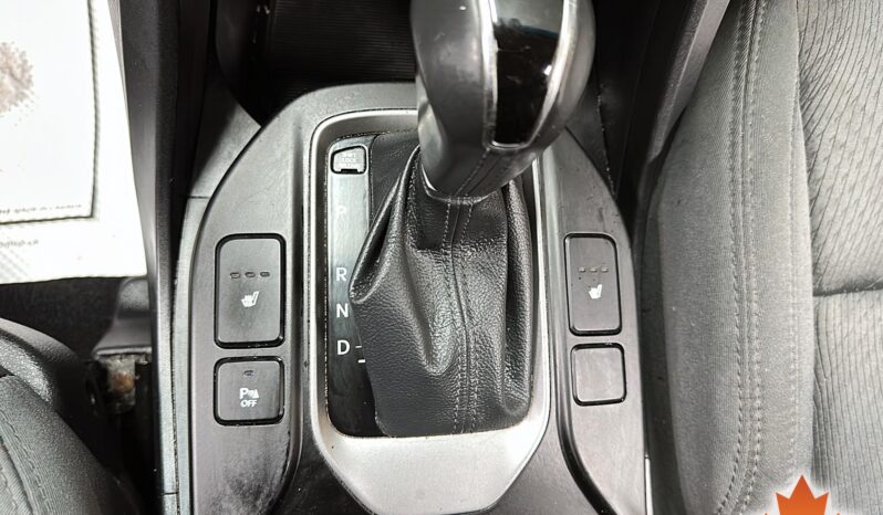 
Hyundai Santa Fe 2017 full									