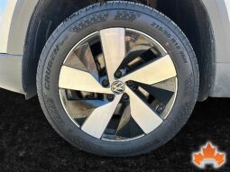 
Volkswagen Taos 2024 full									