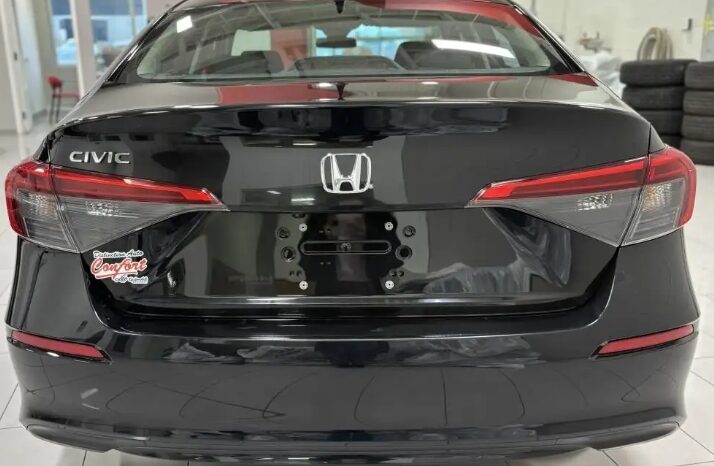 
Honda Civic Sedan LX CVT 2022 full									