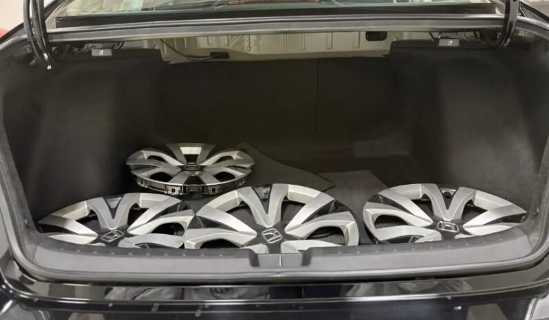
Honda Civic Sedan LX CVT 2022 full									