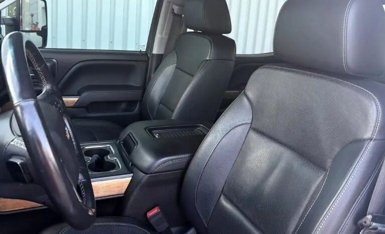 
Chevrolet Silverado 2018 full									